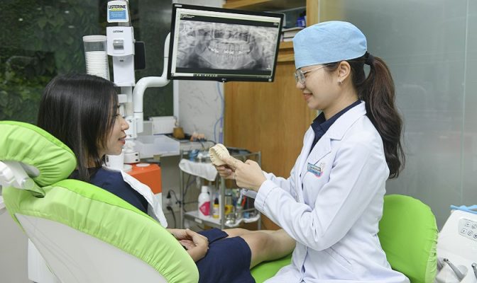 Thăm khám bác sĩ định kỳ để bảo vệ sức khỏe răng miệng