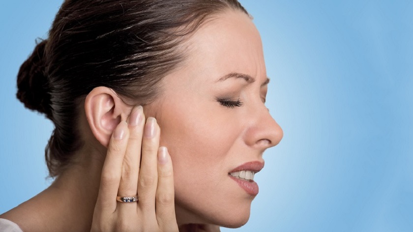 Răng hàm bị mất trong thời gian dài có thể gây đau khớp thái dương hàm