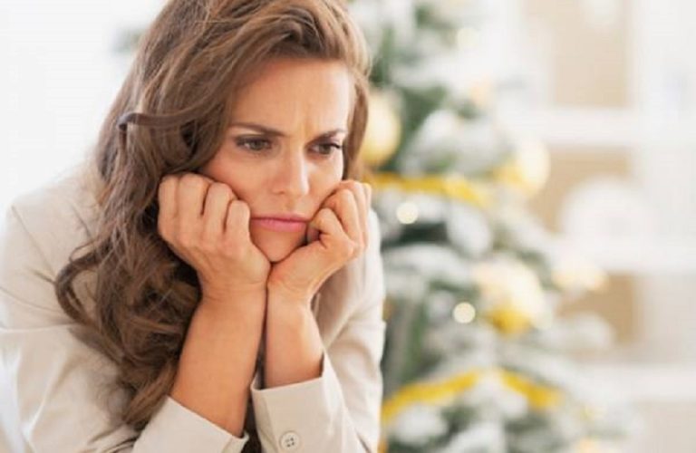 Thường xuyên căng thẳng, lo lắng là biểu hiện của trầm cảm sau mất răng