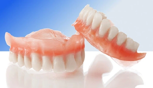 Hàm giả tháo lắp truyền thống