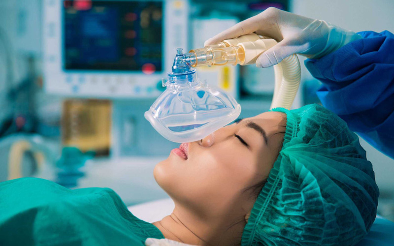 Gây mê trong phẫu thuật cấy ghép Implant