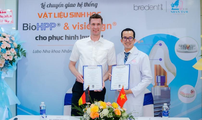Implant Center ứng dụng vật liệu BioHPP & Visio.lign