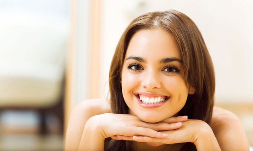 Trồng răng Implant giúp khách hàng có nụ cười rạng rỡ